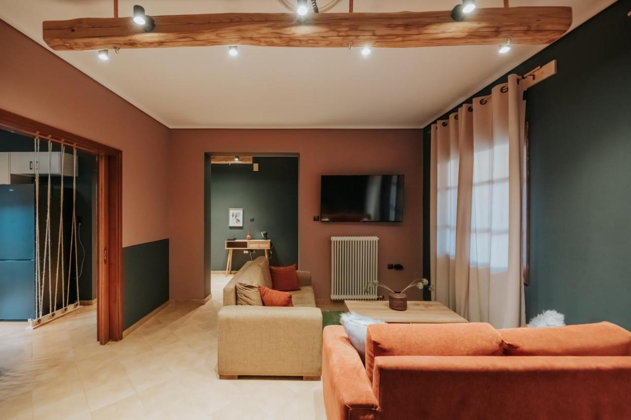 Kalavrita Krinides Apartment And Attics Екстер'єр фото