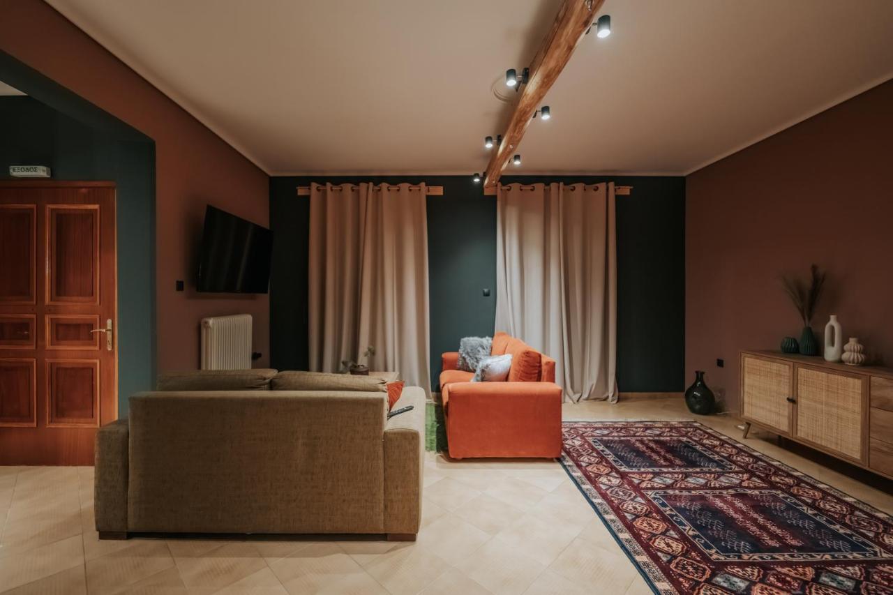 Kalavrita Krinides Apartment And Attics Екстер'єр фото