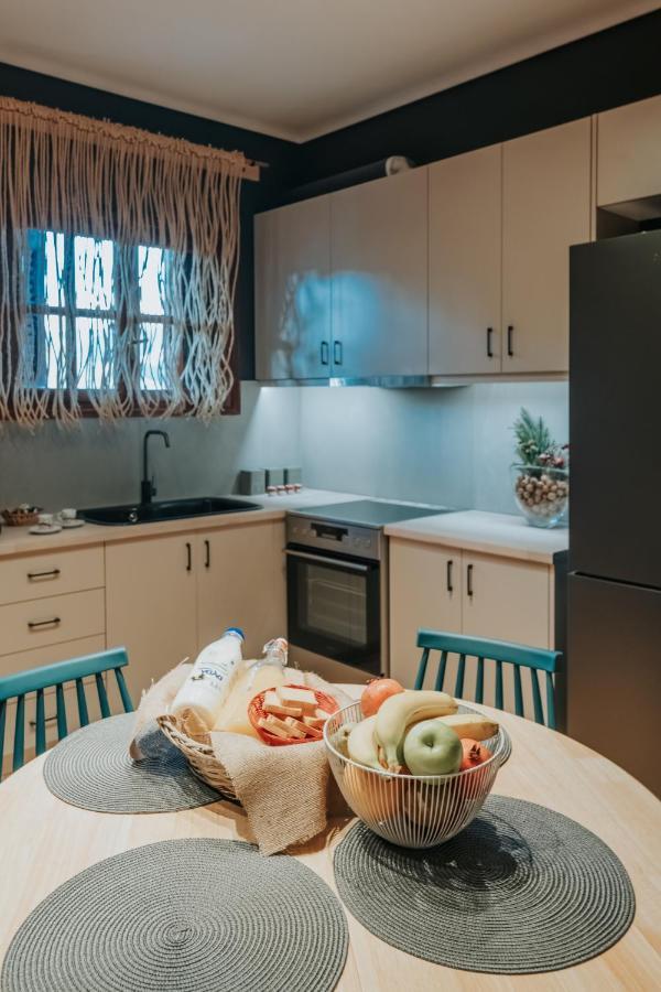 Kalavrita Krinides Apartment And Attics Екстер'єр фото
