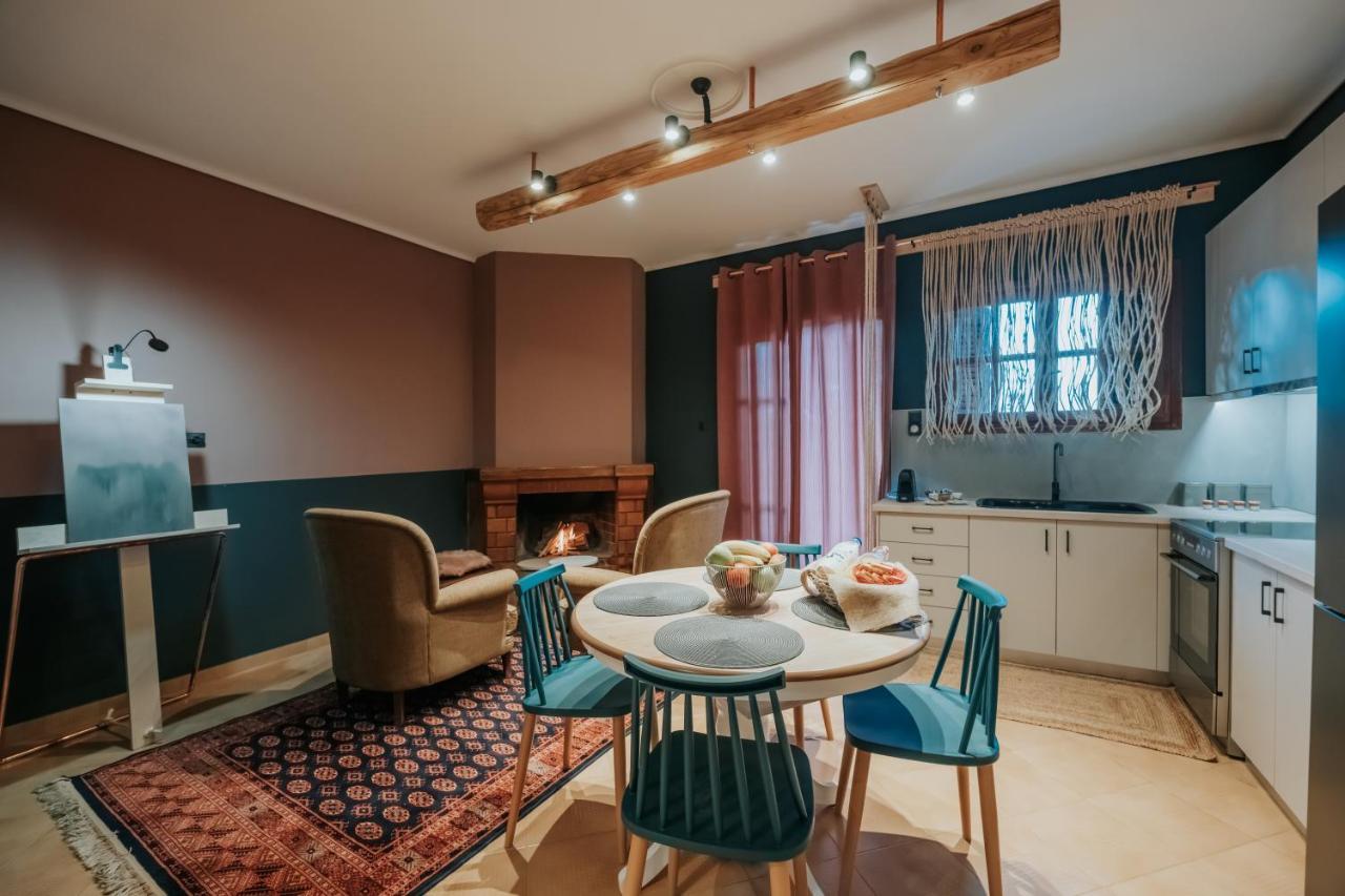 Kalavrita Krinides Apartment And Attics Екстер'єр фото