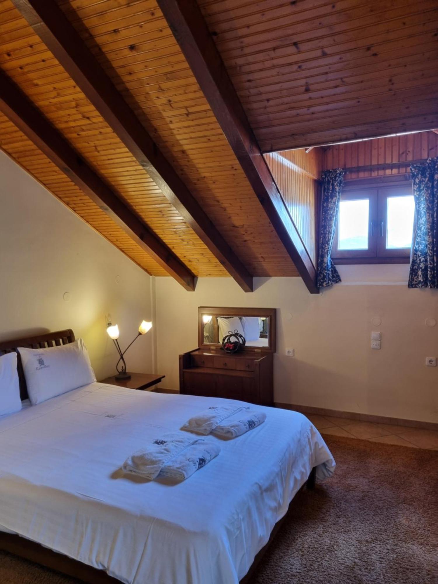 Kalavrita Krinides Apartment And Attics Екстер'єр фото